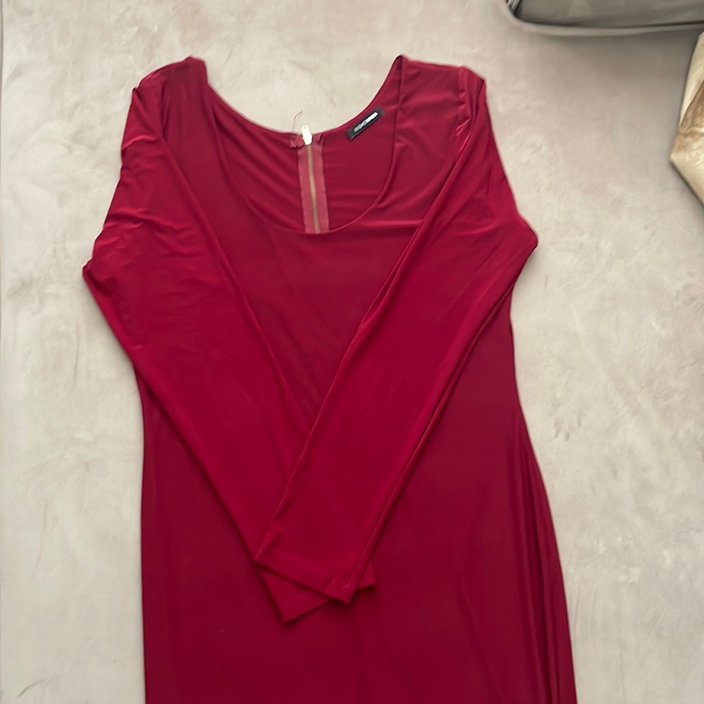 Long sleeve Burgundy Fashion Nova Midi dress